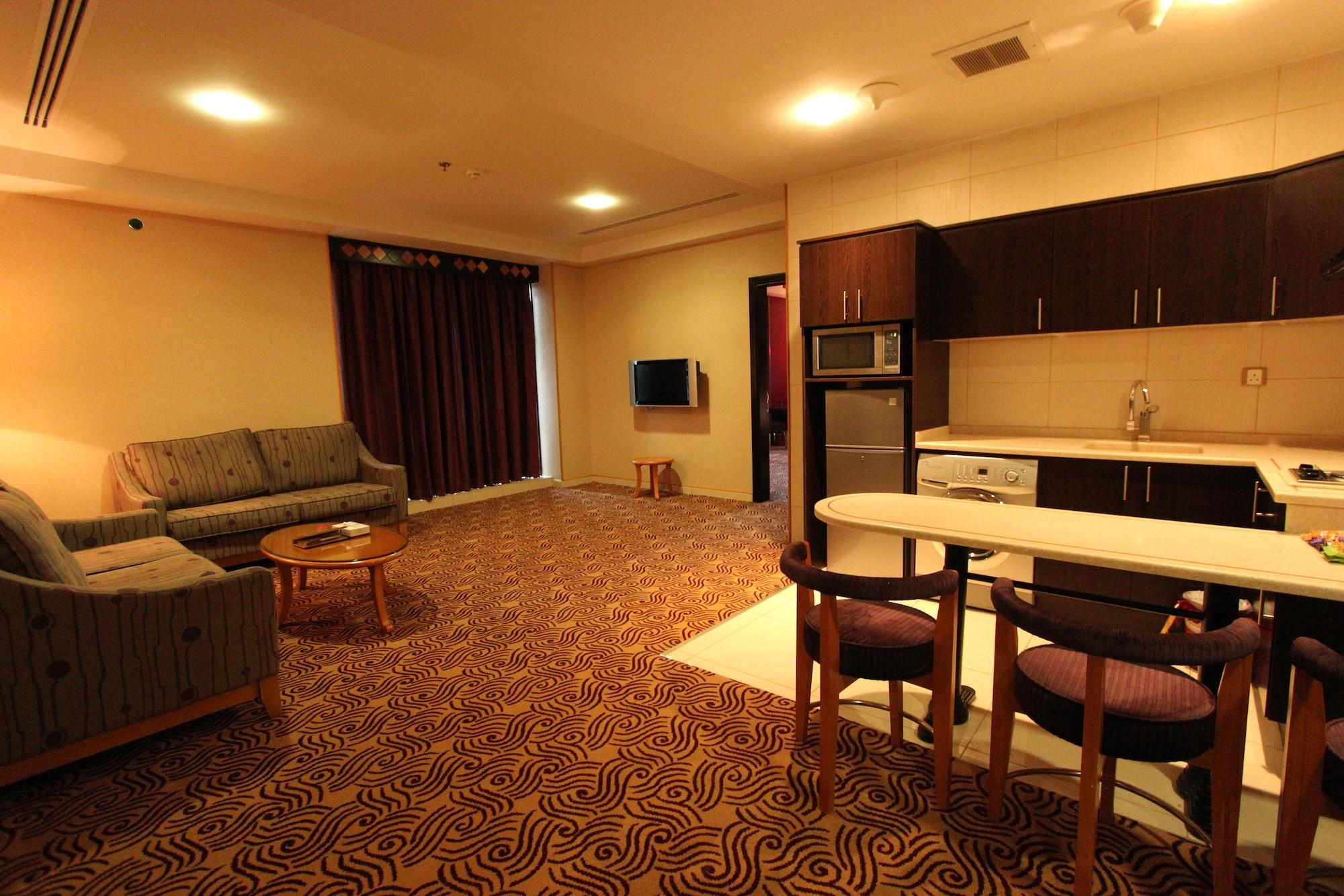 アワリブ インターナショナル ホテル ターイフ エクステリア 写真 A suite at the hotel
